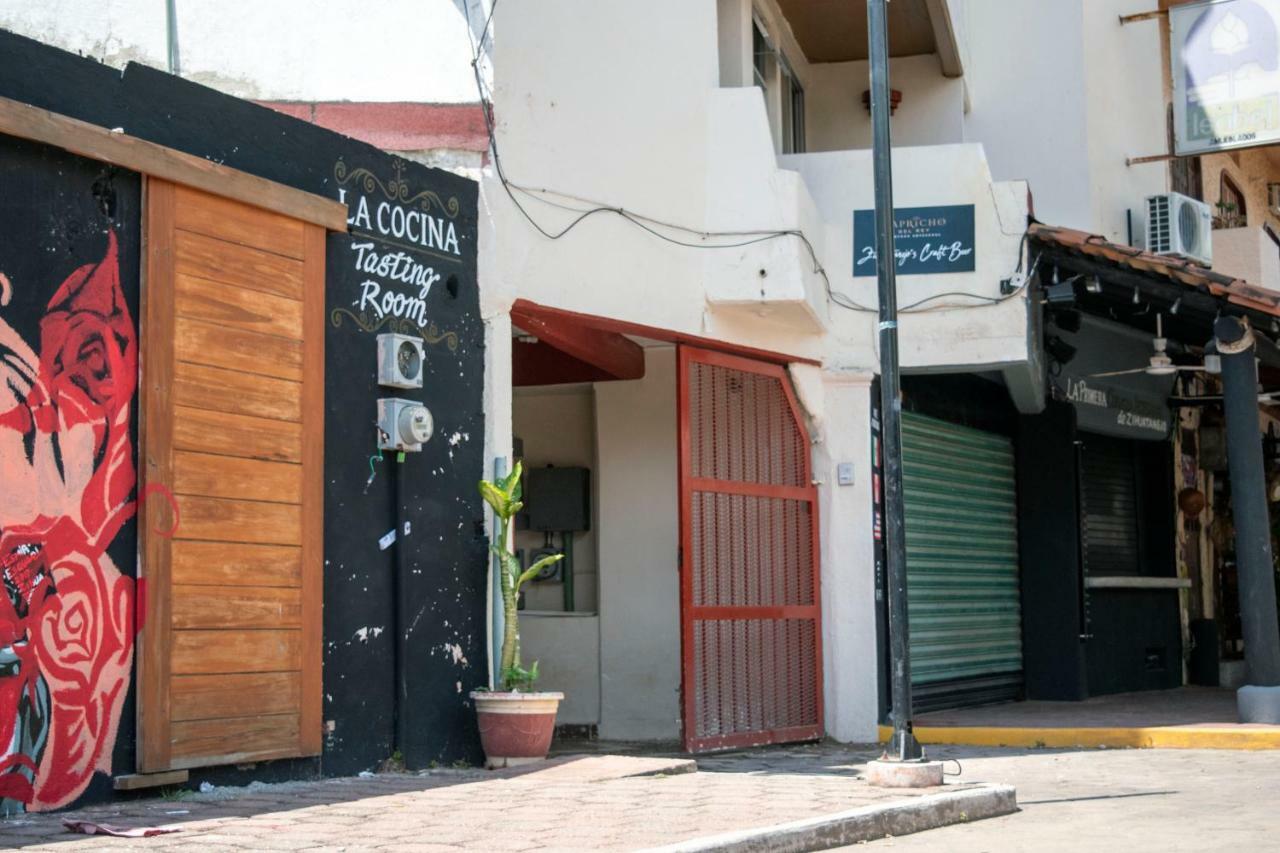 Isabel Suites Zihuatanejo Exterior foto